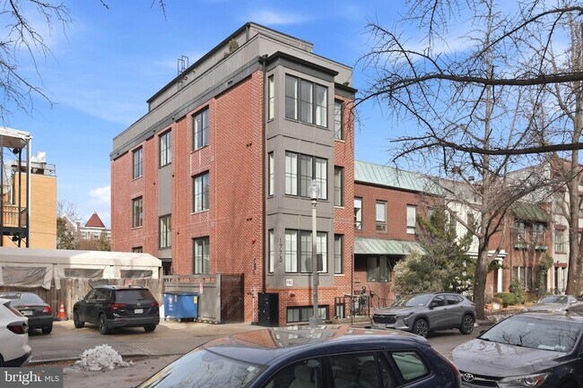Building Photo - 1775 Swann St NW