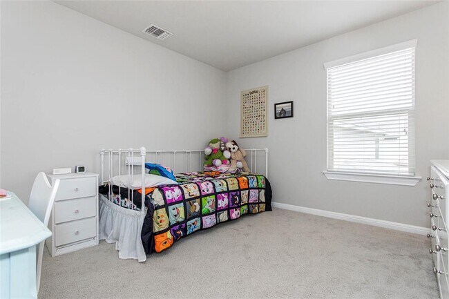 Building Photo - 5305 Traviston Dr