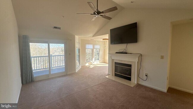 Building Photo - 3101 River Bend Ct