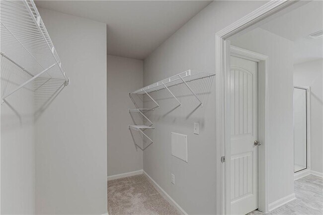 Building Photo - 6767 Scarlet Oak Way