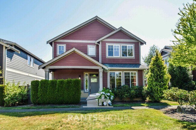 Primary Photo - Beautiful Home In Puyallup! Easy JBLM Comm...