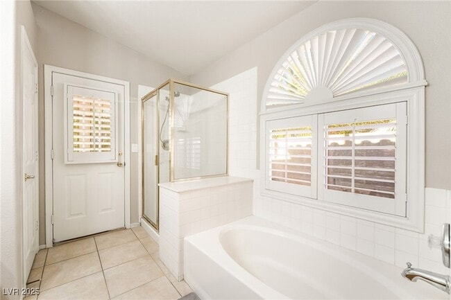 Building Photo - 1385 Dragon Rock Dr