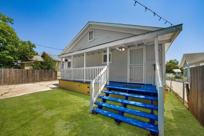 Building Photo - 1031 Schley Ave