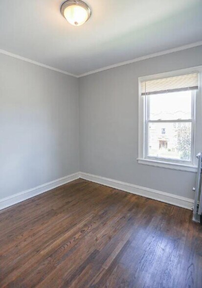 Building Photo - 3224 N Linder Ave