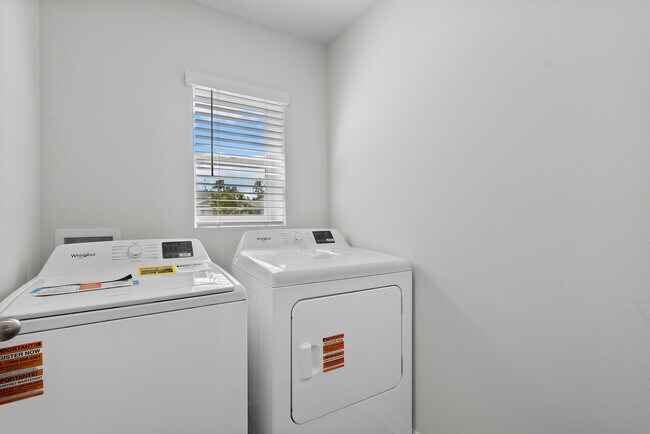 Building Photo - 17394 Whiskey Crk Trl