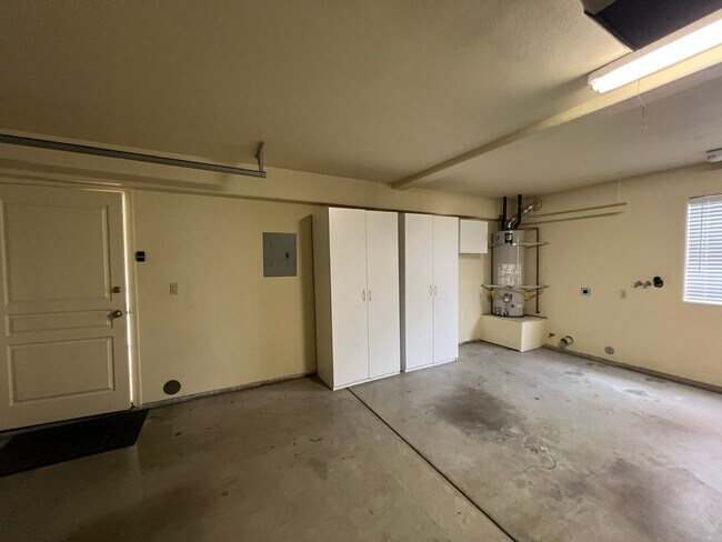 Building Photo - LSGRA445