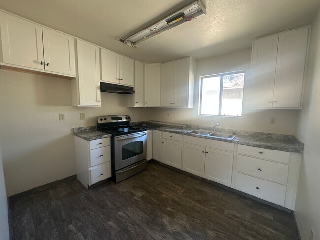 Building Photo - Gated community - Water, Garbage & Sewer I...