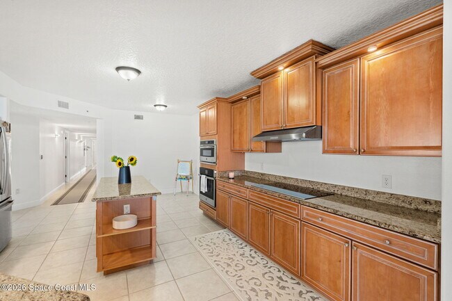 Building Photo - 1095 Jimmy Buffett Mem Hwy