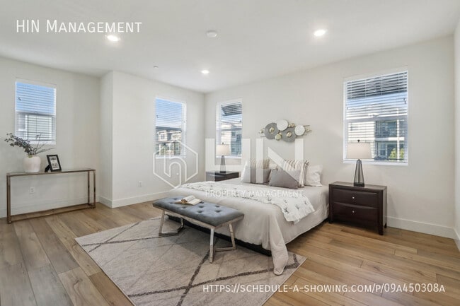 Building Photo - 9704 Seawind Wy