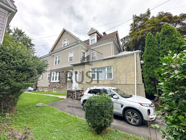 Building Photo - 6908 Old York Rd
