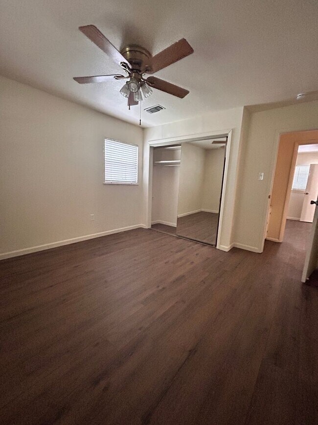 Building Photo - Newly Remodeled Home in the Heart of Baton...
