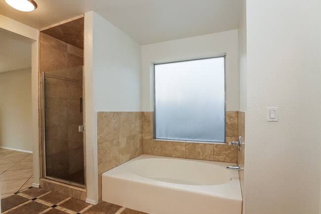 Building Photo - 8841 W Villa Rita Dr