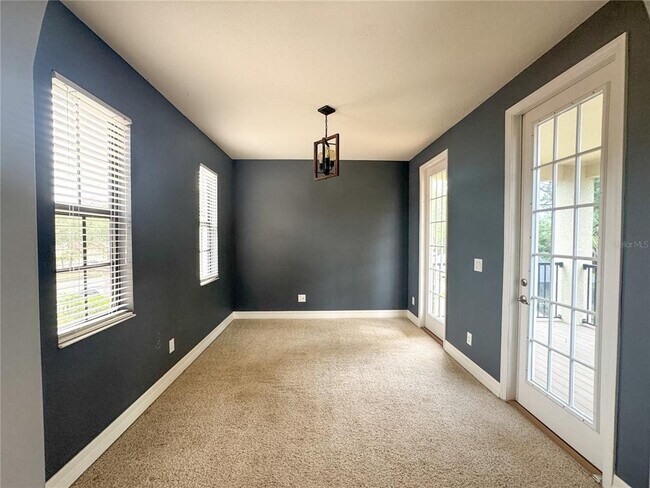Building Photo - 20318 Chestnut Grove Dr