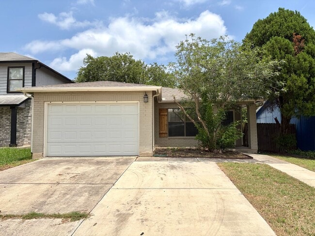 Building Photo - 3 bed 2 bath in Heritage Park