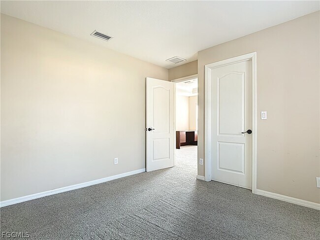 Building Photo - 2798 Via Piazza Loop