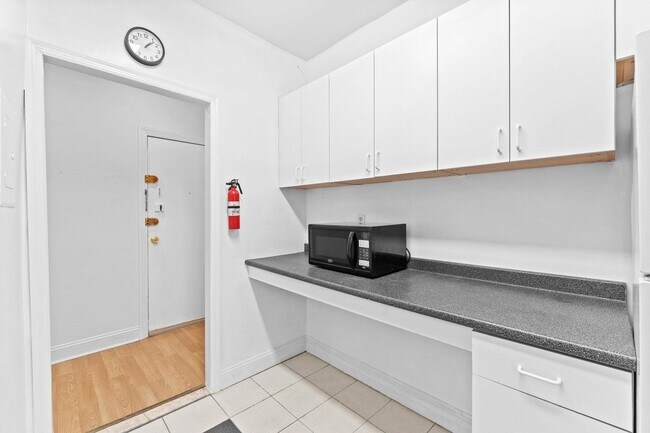 Building Photo - 35-39-39 51st St