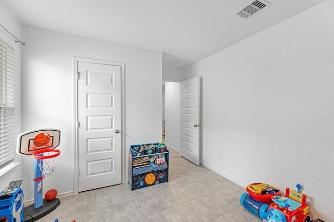 Building Photo - 7534 Cynomys Ct