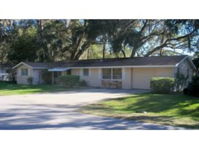 Building Photo - Waterfront 3 bedroom 2 bath in Beautiful B...