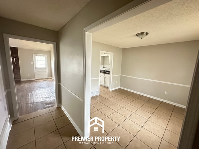 Building Photo - 4505 Stony Point Dr