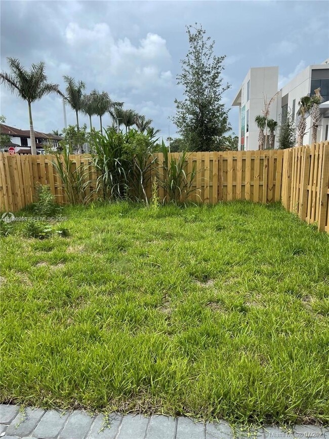 Building Photo - 14512 SW 24th Ter