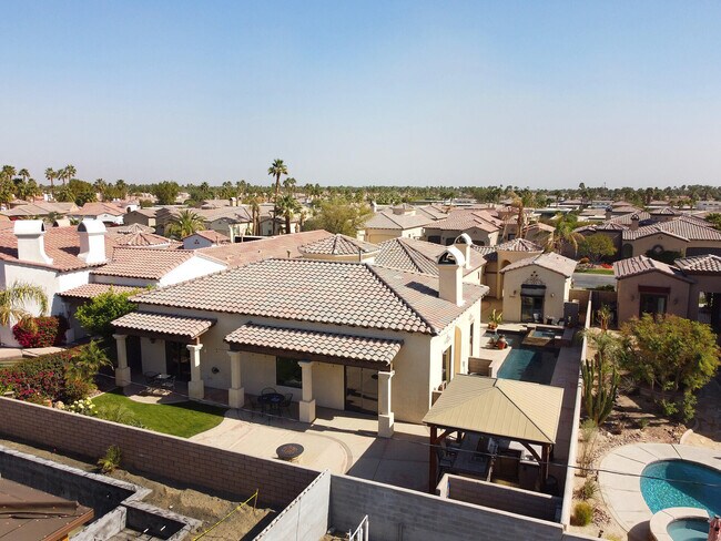 Building Photo - 57669 Santa Rosa Trail