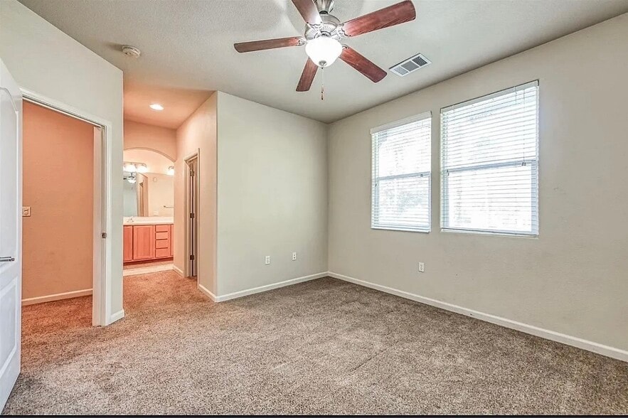 Building Photo - 342 N Greco Ln