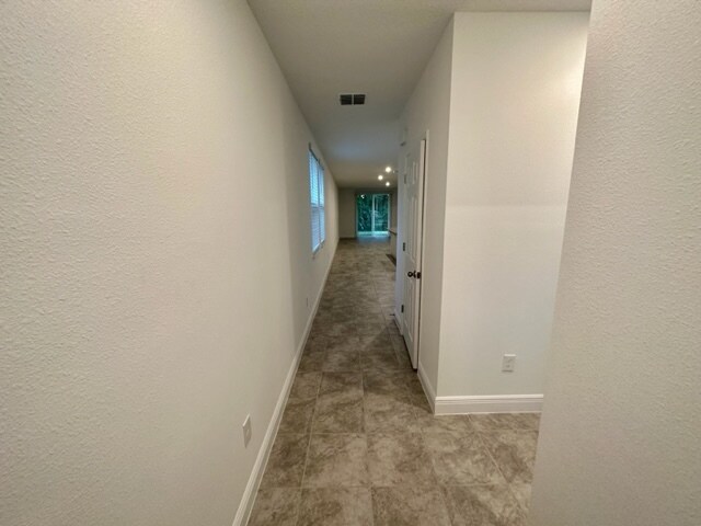 Building Photo - 150 Pitching Wedge Dr