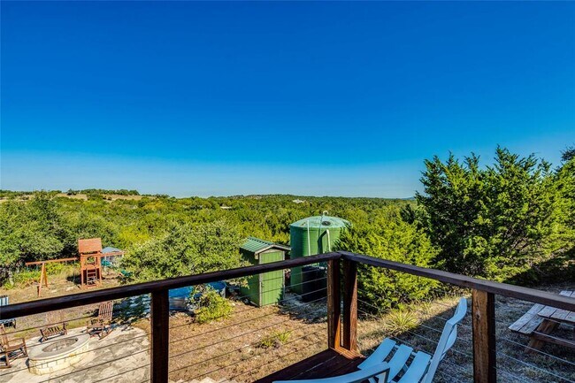 Building Photo - 631 Harmon Hills Cove