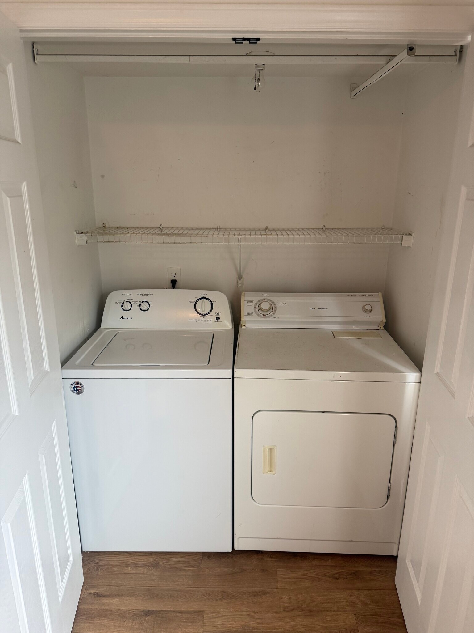 Washer and Dryer - 4640 Old Lantern Way