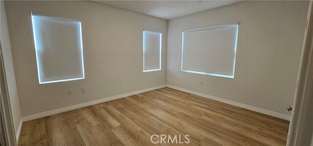 Building Photo - 401 S Anaheim Blvd