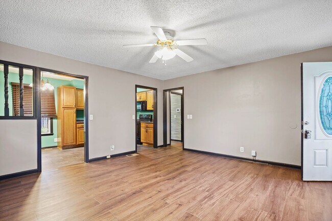 Building Photo - 8141 Bonnafair Dr