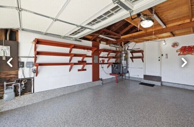Building Photo - 623 Santa Susana Ave