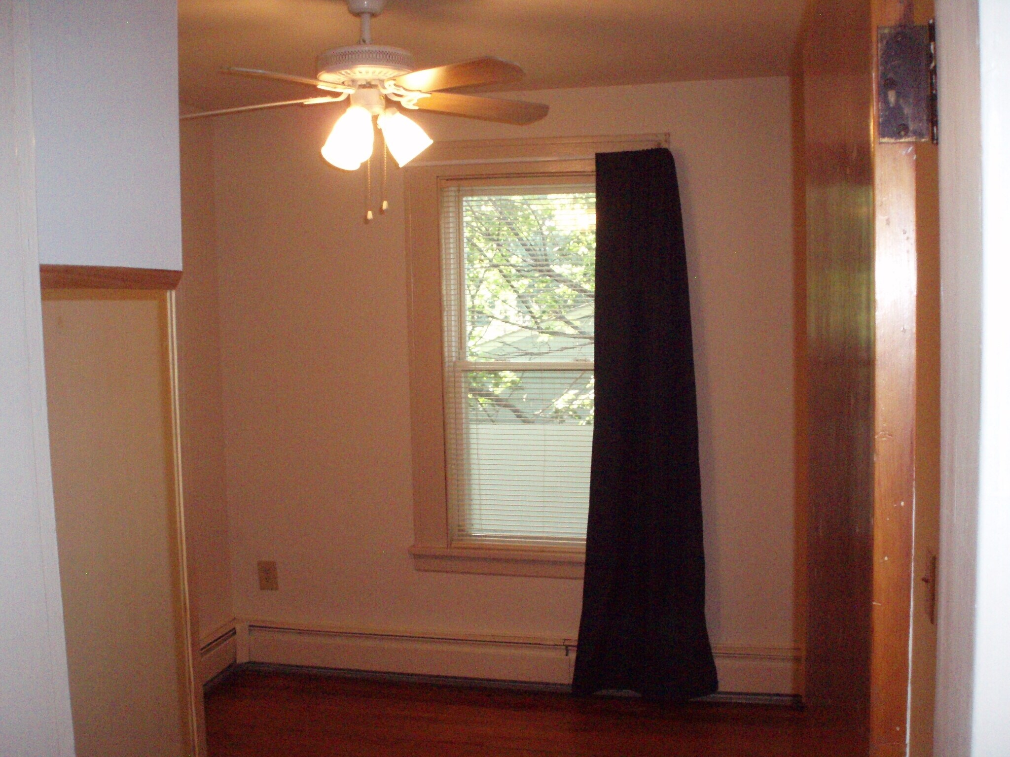 Building Photo - 42 Somerville St