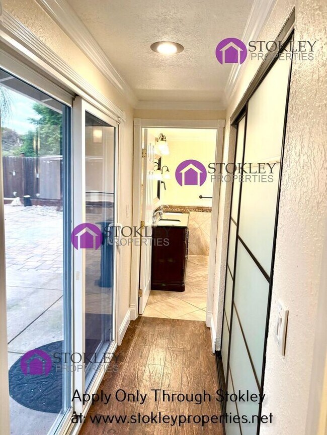 Building Photo - 3378 Moretti Dr