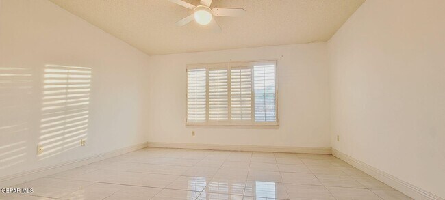 Building Photo - 1158 Hunters Ridge Pl