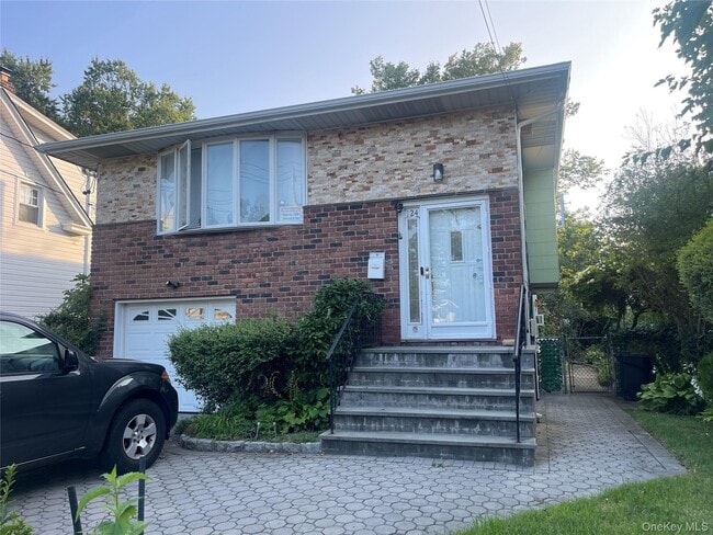 Primary Photo - 124 Poplar St