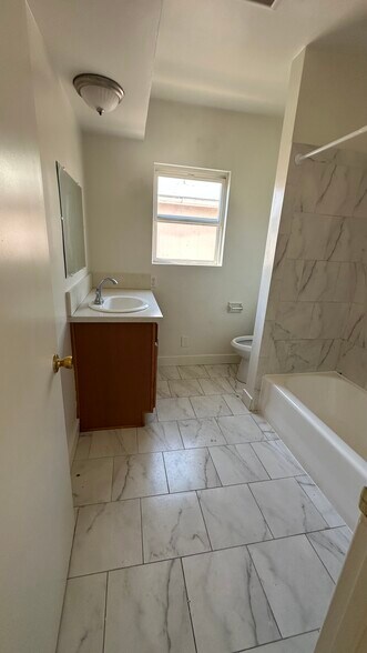 Building Photo - 13233 Oxnard St