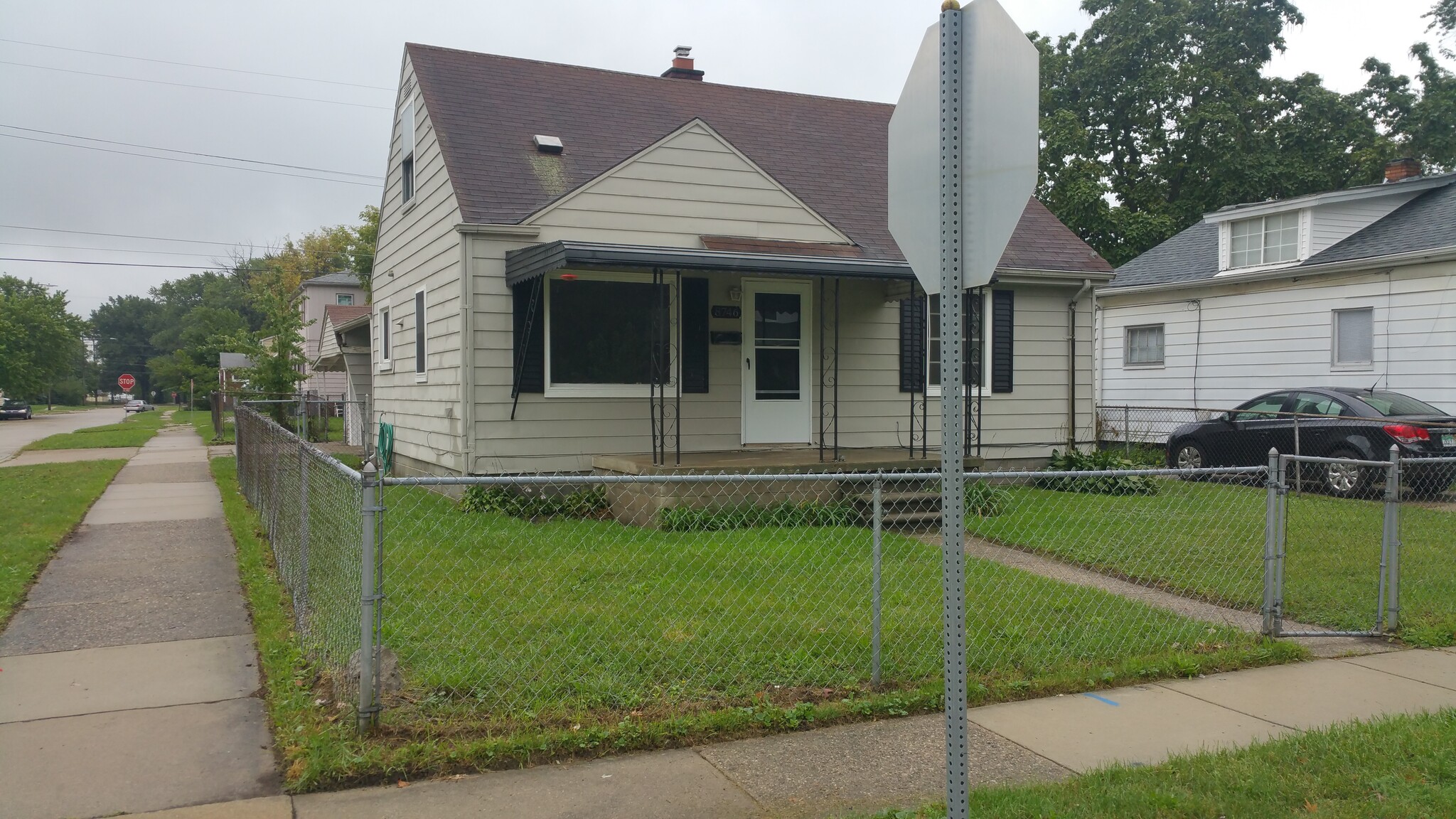 Building Photo - 8746 Hudson Ave