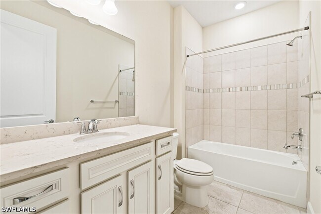 Building Photo - 2244 Yellowfin Cir