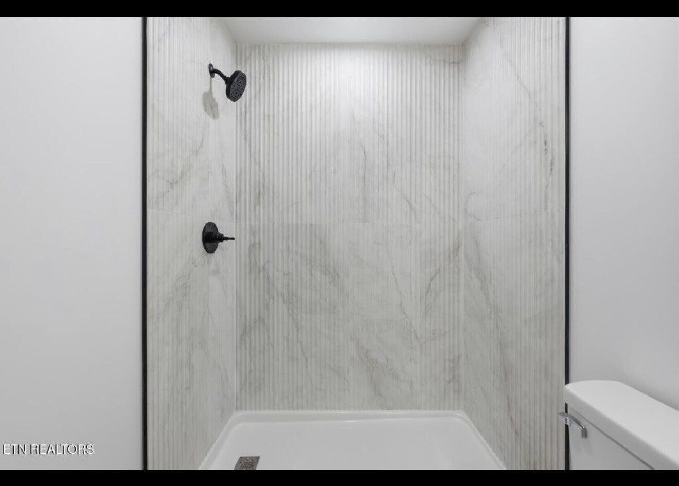 Building Photo - 3429 Garden Dr