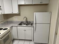 Building Photo - 2824 N Dakota St