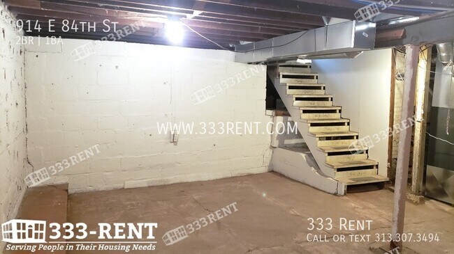Building Photo - This homey two bedroom house is ready for ...