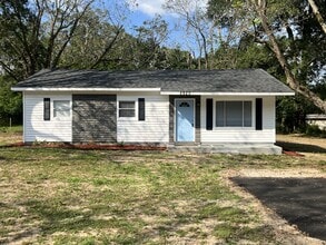 Building Photo - 5920 Windy Hill Cir S