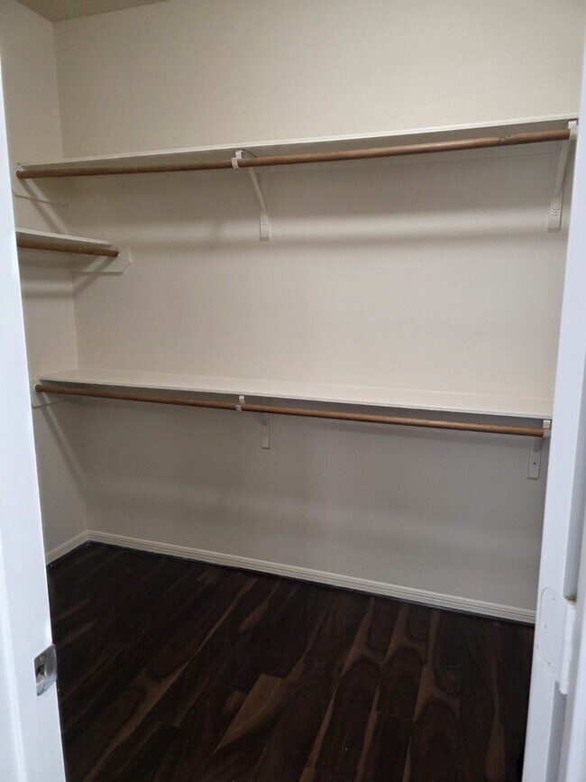 Building Photo - 1023 Orie Ct