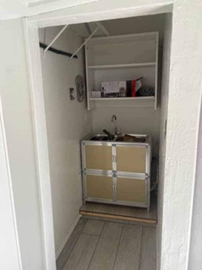 Building Photo - Studio By the Beach