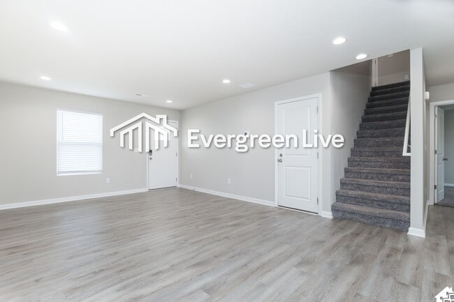 Building Photo - 108 Burlington Dr