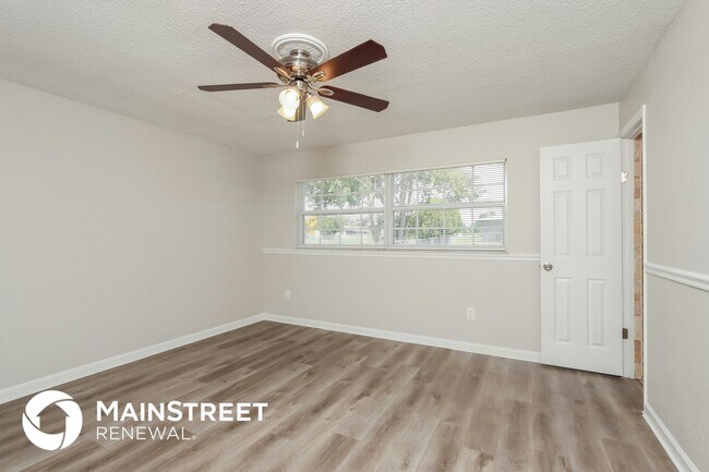 Building Photo - 1195 Cotton Rd NE