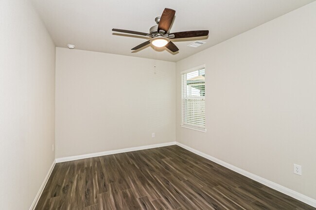 Building Photo - 5127 Shelby Katherine Dr