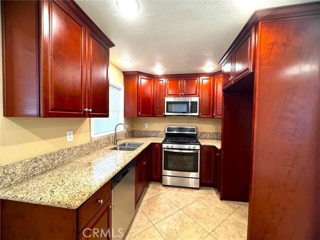 Building Photo - 520 W Rte 66