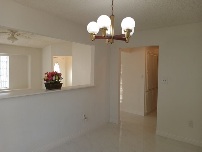 Building Photo - Stylish, Secure, and Pet-Friendly 3-Bedroo...